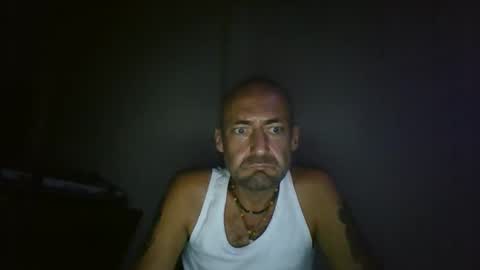 marc_cereza online show from October 19, 6:36 am