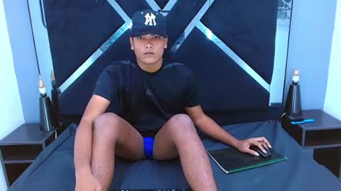 Snapshot of marc_markes chatting on July 21, 4:31 pm Marc online show from July 21, 4:31 pm