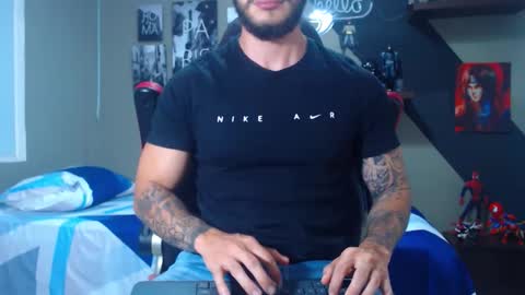 Snapshot of marcel_craw0796 chatting on December 18, 12:33 pm MARCEL online show from December 18, 12:33 pm