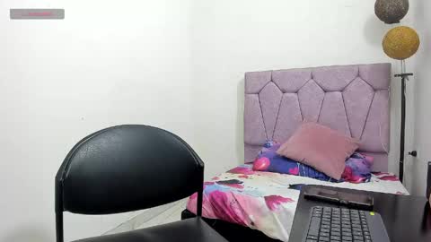 marcela_ladys online show from May 2, 10:20 am