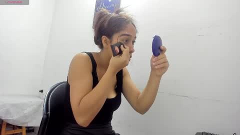 marcela_ladys online show from May 21, 2:35 pm