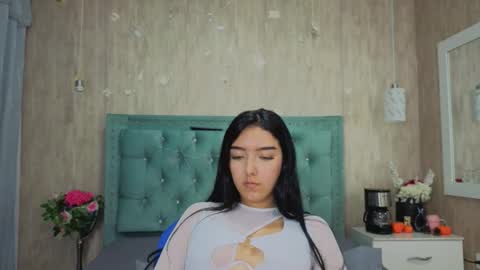 Marcela online show from February 3, 8:25 pm