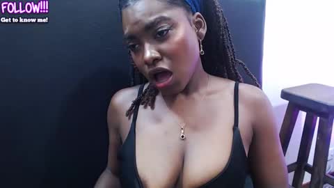 Snapshot of marcelagreyy chatting on September 18, 12:23 am MARCELA online show from September 18, 12:23 am