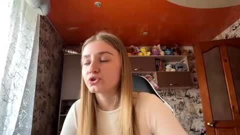 Snapshot of marcelazebell chatting on July 8, 12:09 pm Viki online show from July 8, 12:09 pm