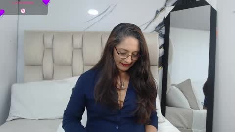 Snapshot of marciamuller chatting on April 27, 1:31 pm Martha online show from April 27, 1:31 pm