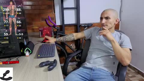 Marck  Independent model  online show from April 3, 3:48 am