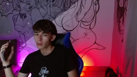 marco_777_ online show from April 29, 6:58 pm