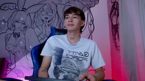 marco_777_ online show from April 30, 8:57 pm