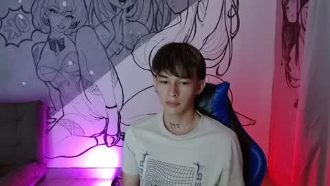 marco_777_ online show from May 1, 6:34 pm