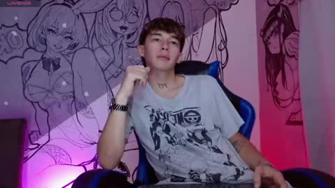 marco_777_ online show from May 4, 6:59 pm
