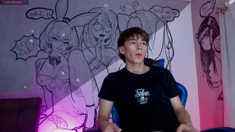 marco_777_ online show from May 10, 7:30 pm