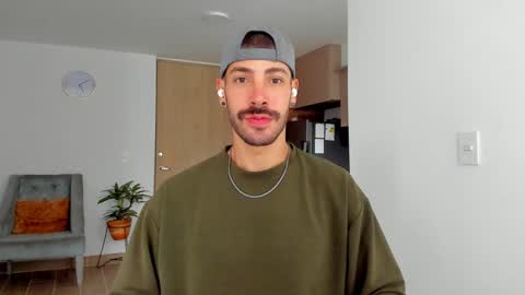 Snapshot of marco_tahani_ chatting on December 24, 11:49 am Marco IG marco tahani online show from December 24, 11:49 am