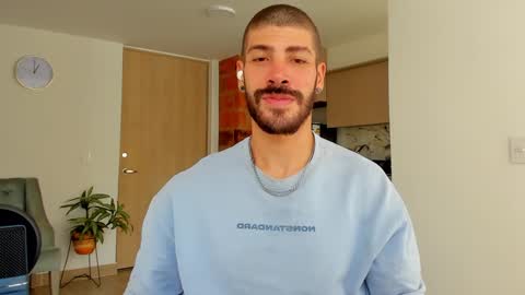 Snapshot of marco_tahani_ chatting on January 15, 4:00 pm Marco IG marco tahani online show from January 15, 4:00 pm