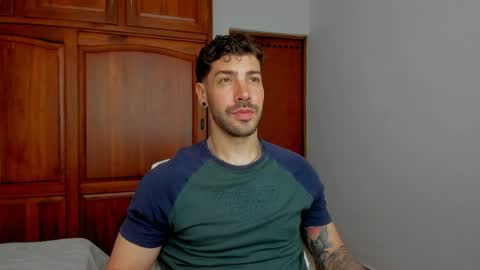 Snapshot of marco_tahani_ chatting on May 11, 1:17 pm Marco IG marco tahani online show from May 11, 1:17 pm