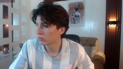 Snapshot of marcoviolet chatting on July 1, 7:35 pm marcoviolet online show from July 1, 7:35 pm