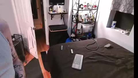 Snapshot of marctheslut chatting on November 16, 10:04 pm marctheslut online show from November 16, 10:04 pm