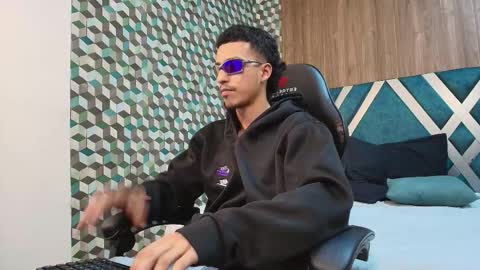 marcus_jeron online show from January 7, 10:56 pm