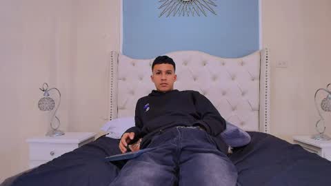 marcus_jeron online show from April 27, 10:19 pm