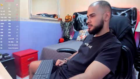 marcus_soler online show from October 24, 4:03 pm