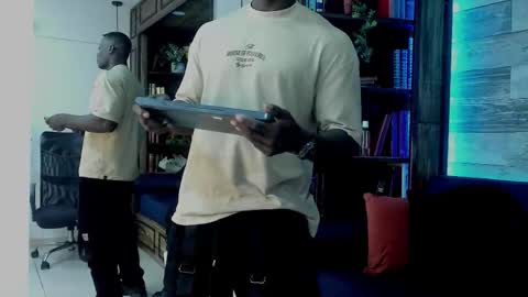 Marcusssss online show from November 28, 11:46 am