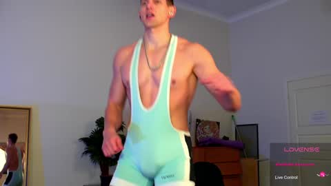 Snapshot of marcusdiamond chatting on January 14, 4:29 pm Marcus Diamond online show from January 14, 4:29 pm