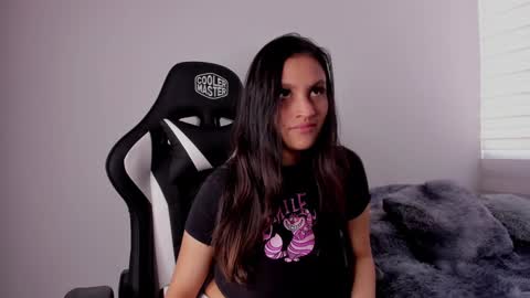 Maria online show from January 20, 2:14 pm