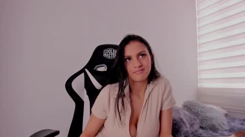 Maria online show from February 7, 6:02 pm