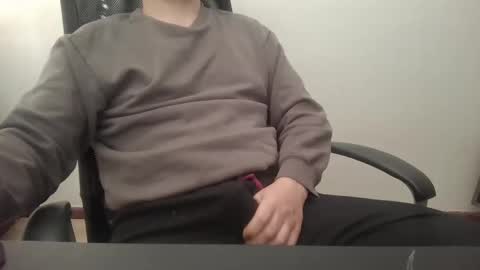 Snapshot of marekishere chatting on March 9, 1:48 pm marek online show from March 9, 1:48 pm