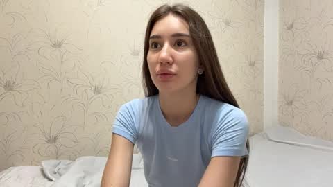 Snapshot of margaretawieczorek chatting on May 25, 3:45 am Emily online show from May 25, 3:45 am