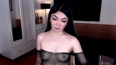 Snapshot of margawilliams chatting on November 30, 9:57 am Marga Williams online show from November 30, 9:57 am