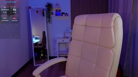 Margo online show from November 6, 2:45 am