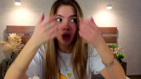 Snapshot of margiedavidson chatting on February 10, 8:40 am Call me Margie33 online show from February 10, 8:40 am