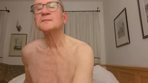 marginalie online show from December 15, 4:33 pm