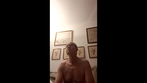Snapshot of marginalie chatting on March 30, 4:02 am marginalie online show from March 30, 4:02 am