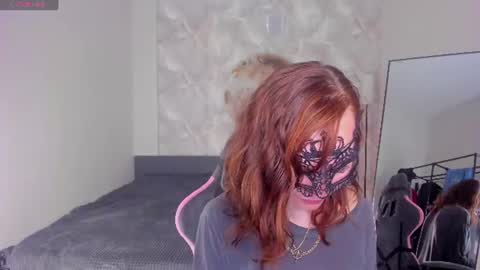 Snapshot of margo_kellly chatting on July 2, 10:05 pm Margo Kellly online show from July 2, 10:05 pm