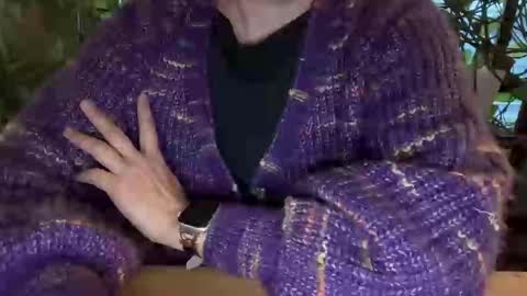 Elle online show from January 9, 1:25 pm