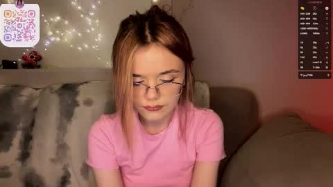 Lina online show from March 3, 10:04 pm