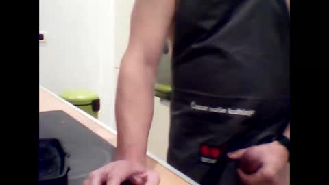 Snapshot of mari08972 chatting on January 8, 5:48 pm mari08972 online show from January 8, 5:48 pm