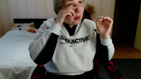 Mari online show from February 6, 5:56 am