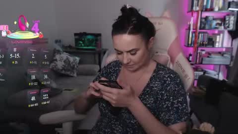 Snapshot of mari_moore7 chatting on July 14, 10:21 am mari moore online show from July 14, 10:21 am