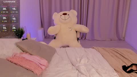 Snapshot of mari_nett chatting on January 28, 5:03 pm mari_nett online show from January 28, 5:03 pm