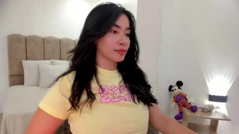 Snapshot of maria_celeste_world chatting on May 20, 12:17 am maria_celeste_world online show from May 20, 12:17 am