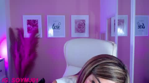Snapshot of maria_jones chatting on December 20, 4:36 pm  Instagram soymj01 online show from December 20, 4:36 pm