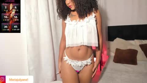 Snapshot of maria_julyana chatting on April 17, 5:21 am V A N E S S A online show from April 17, 5:21 am