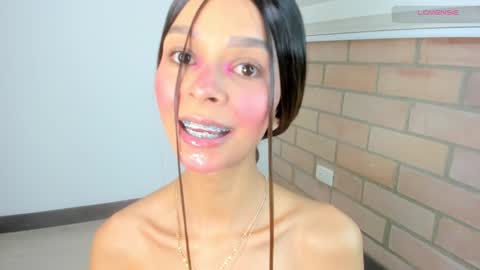 S O F I A  model independent online show from December 23, 4:22 am