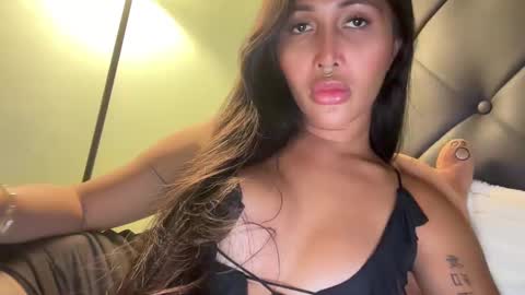 Snapshot of mariafatale_00 chatting on March 4, 11:29 am Maria online show from March 4, 11:29 am