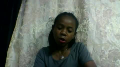 Snapshot of mariah642217 chatting on May 2, 6:02 pm mariah642217 online show from May 2, 6:02 pm