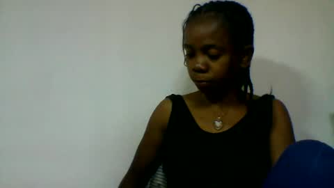 Snapshot of mariah642217 chatting on June 17, 10:39 am mariah642217 online show from June 17, 10:39 am