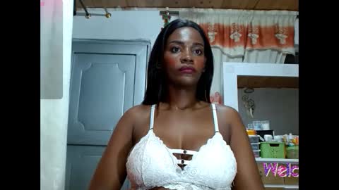 Snapshot of mariah_hellen chatting on September 23, 9:07 pm Alicia online show from September 23, 9:07 pm