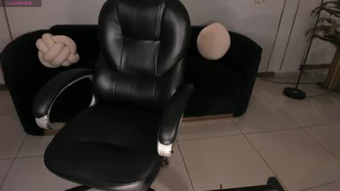 Snapshot of mariaherrera_ chatting on April 30, 9:30 pm MARIA HERRERA online show from April 30, 9:30 pm